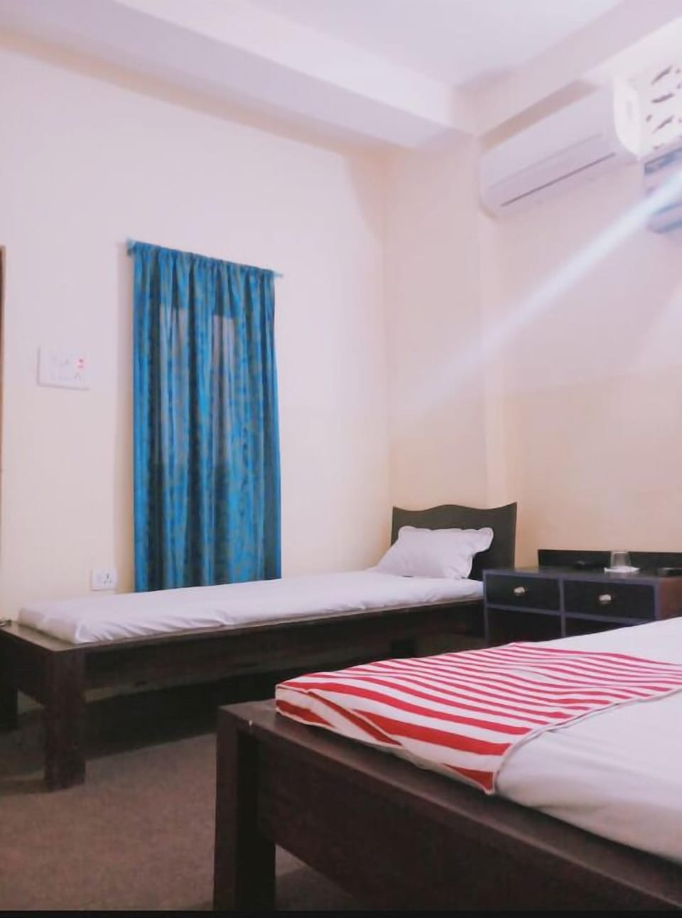 Deluxe Double or Twin Room, City View (AC) | In-room safe, free WiFi