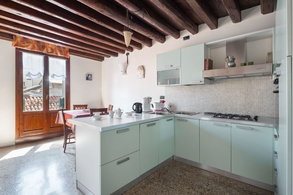 Apartment, 2 Bedrooms | Private kitchen | Full-size fridge, microwave, oven, stovetop