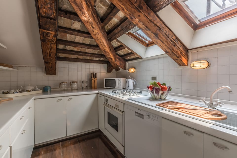 Apartment, 2 Bedrooms, Terrace | Private kitchen | Full-size fridge, microwave, oven, stovetop
