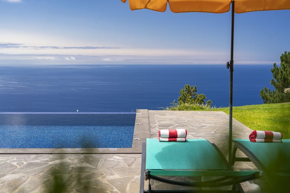 Infinity pool