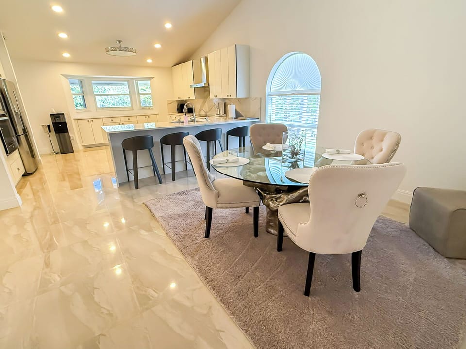 Dining room 