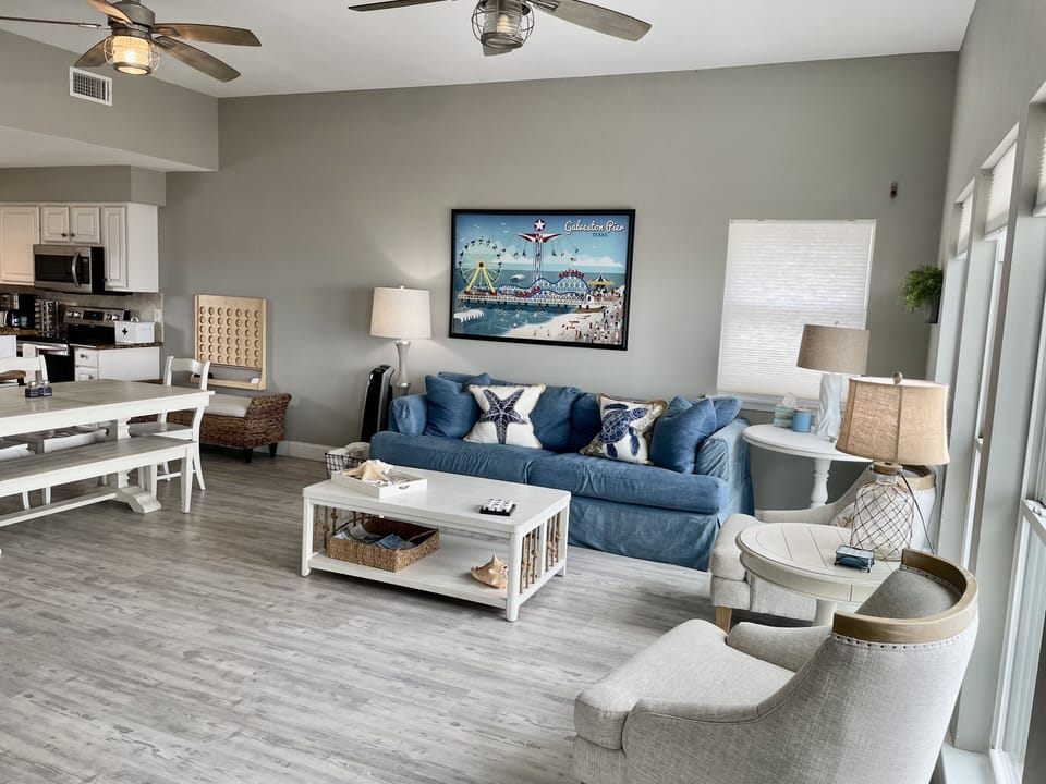 Open concept living/dining area, view from front entry