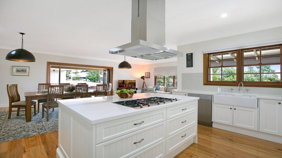 Ballogie Lodge | Kitchen | Dining room | Kitchen | Dishwasher