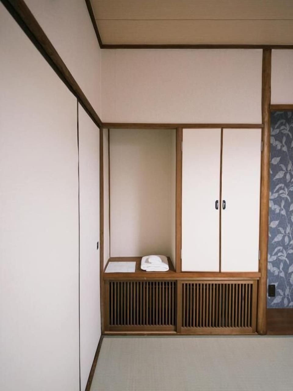 Japanese-style Room, Non Smoking (6 Tatami Mats) | Free WiFi, bed sheets