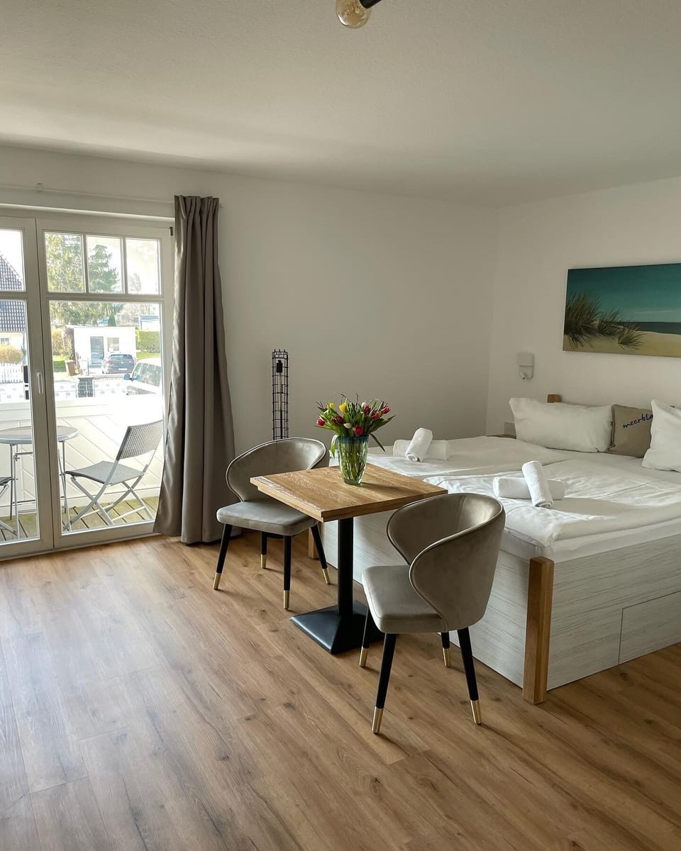 Luxury Double Room | Hypo-allergenic bedding available, minibar, soundproofing, WiFi (free)