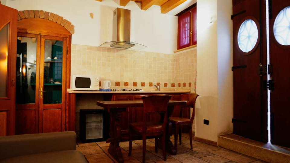 Appartamento Romeo con cucina e Bagno Turco | Private kitchen | Cookware/dishes/utensils