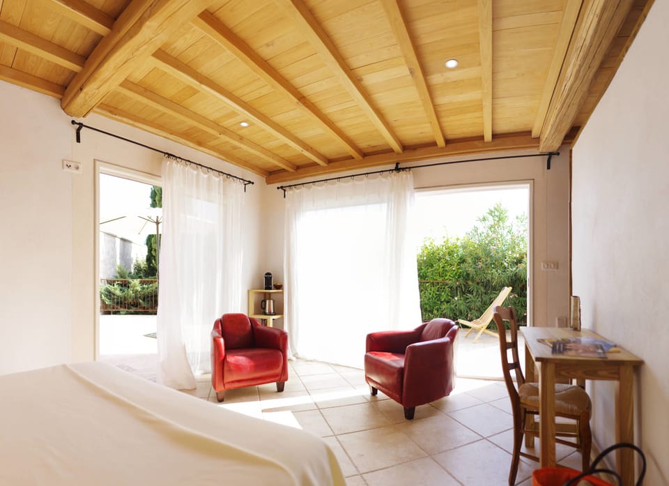 Double Room (Côté Sud) | Premium bedding, memory foam beds, in-room safe, desk