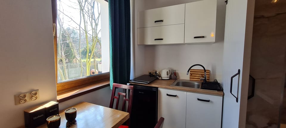 Pavilion Double Room with private bathroom  | Premium bedding, iron/ironing board (on request), WiFi (free)