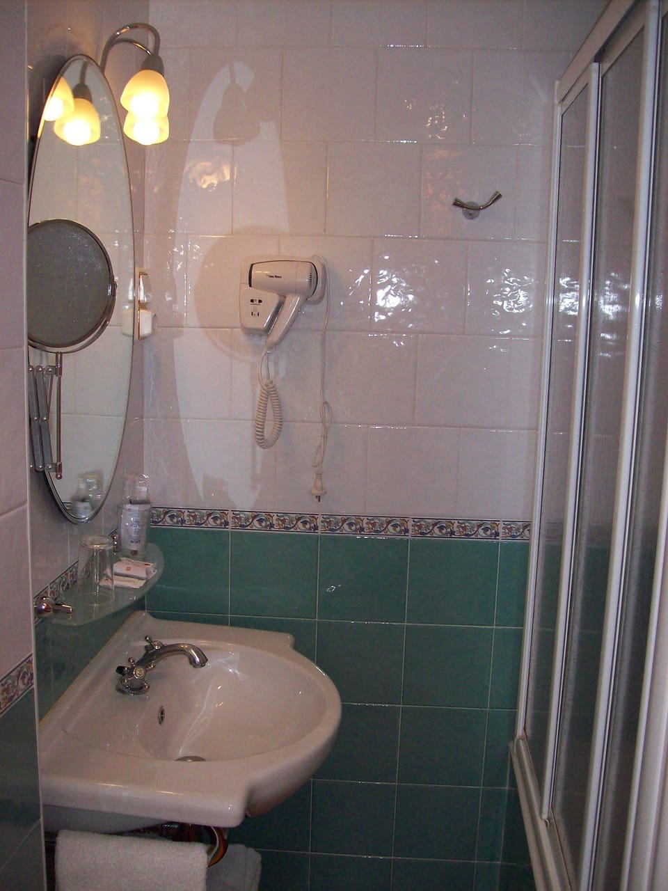 Hostal Las Grullas Hostel in Aragon