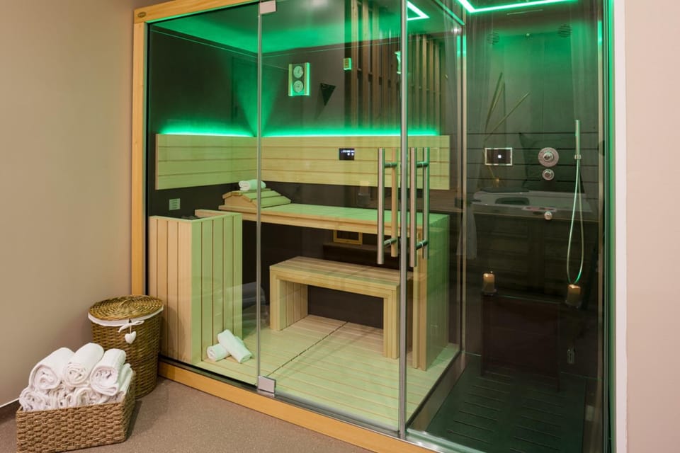 Turkish bath, body treatments, body scrubs, Ayurvedic treatments