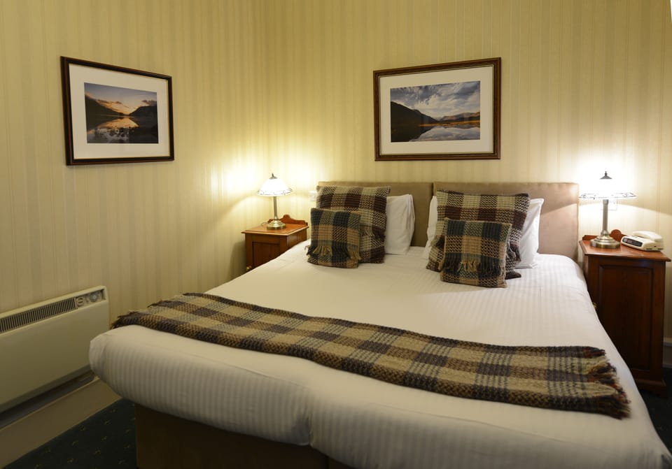 Egyptian cotton sheets, premium bedding, pillowtop beds