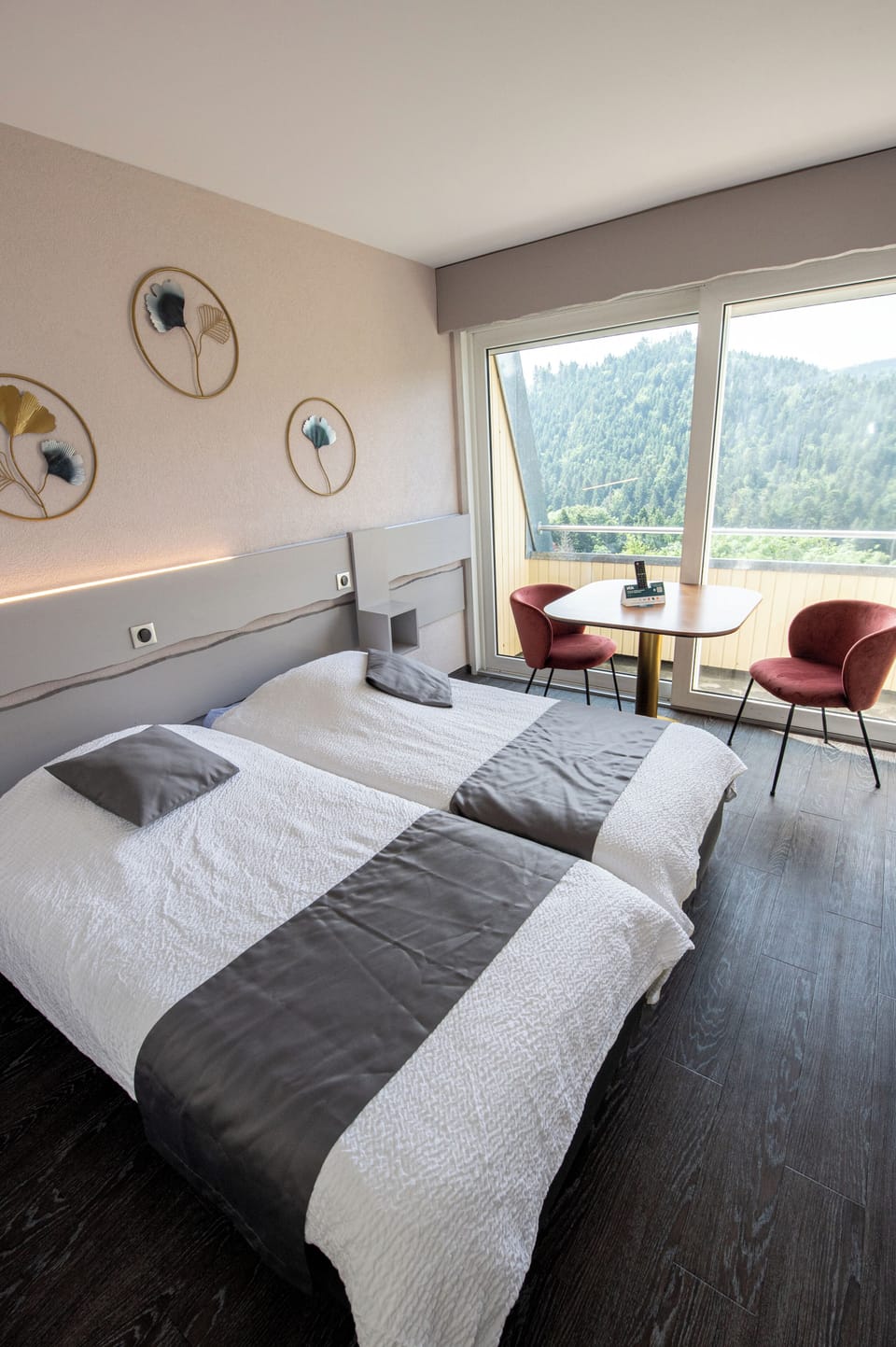 Panoramic Twin Room, Balcony | Individually decorated, desk, laptop workspace, blackout drapes