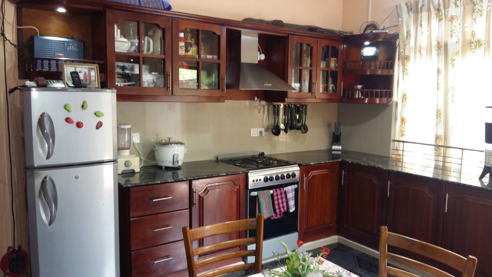 Superior Double or Twin Room | Private kitchen | Shared fridge, microwave, electric kettle