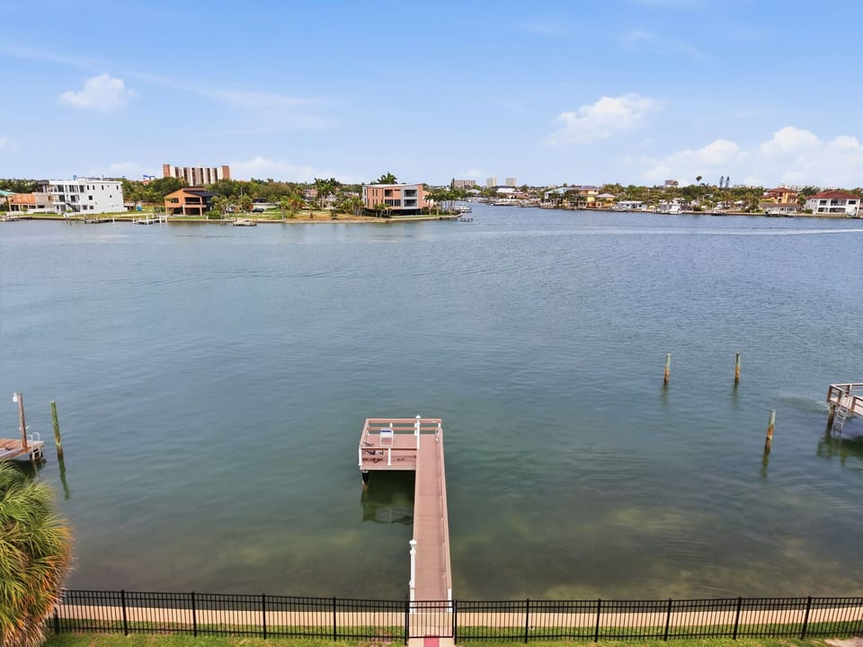 Fishing Dock at Amadeus