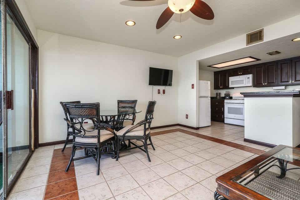Signature Condo, 1 Bedroom, Balcony, Lake View | Living area | 48-inch Smart TV with cable channels, TV, Netflix