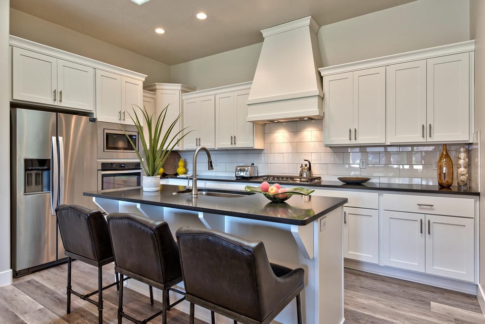 House, Multiple Beds (Back Nine Villa) | Private kitchen | Fridge, microwave, oven, stovetop