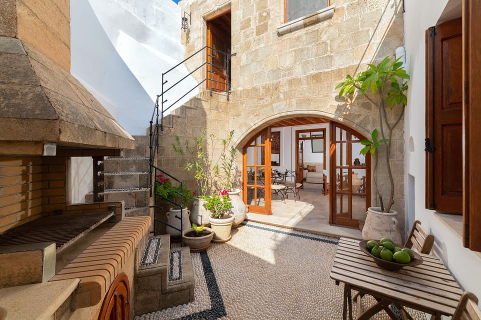 Villa Valasia BBQ Area in the Courtyard