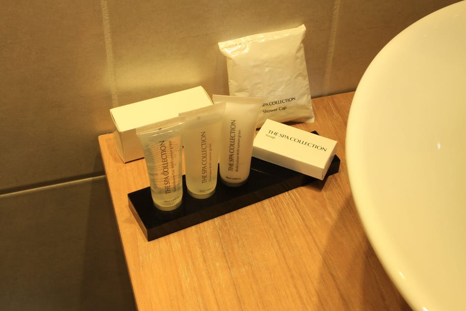 Free toiletries, hair dryer, towels
