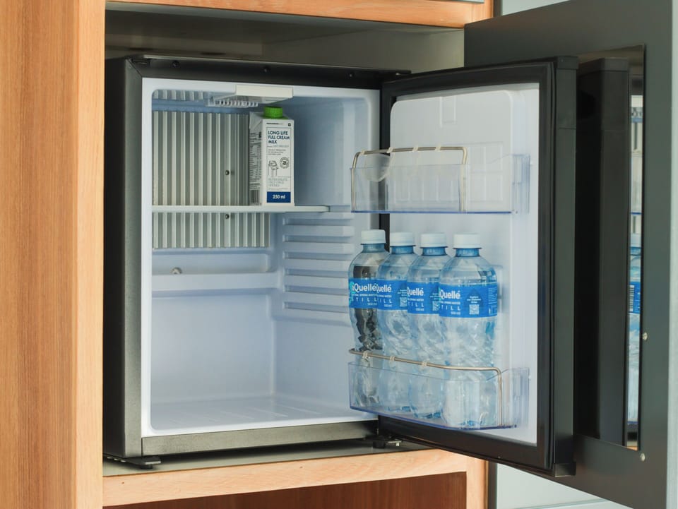 Standard Double or Twin Room, Balcony, Ocean View (Room 3) | Minibar