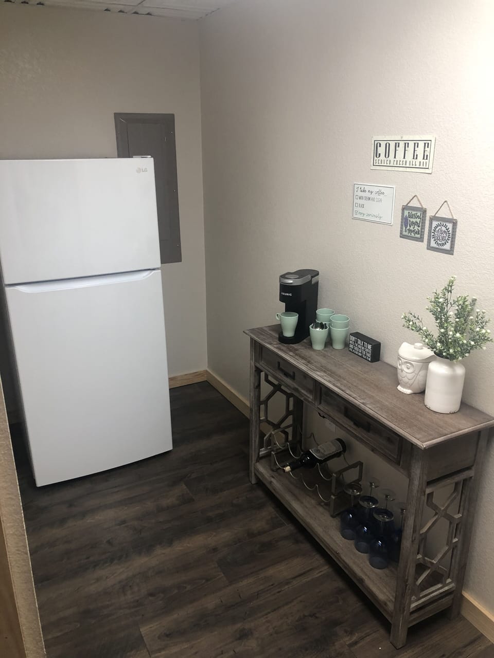 New downstairs coffee bar and 2nd fridge