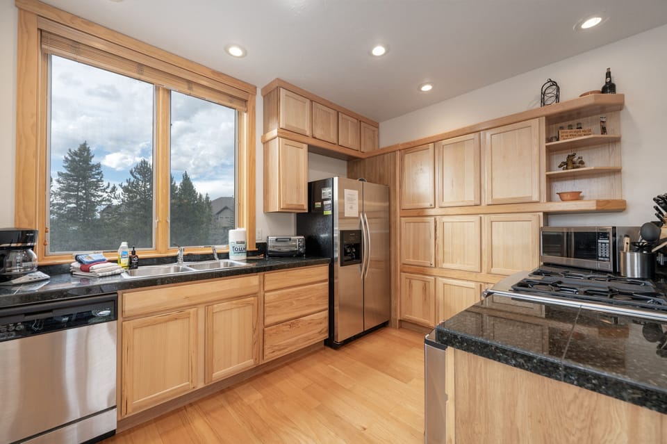 Kitchen with all your cooking needs