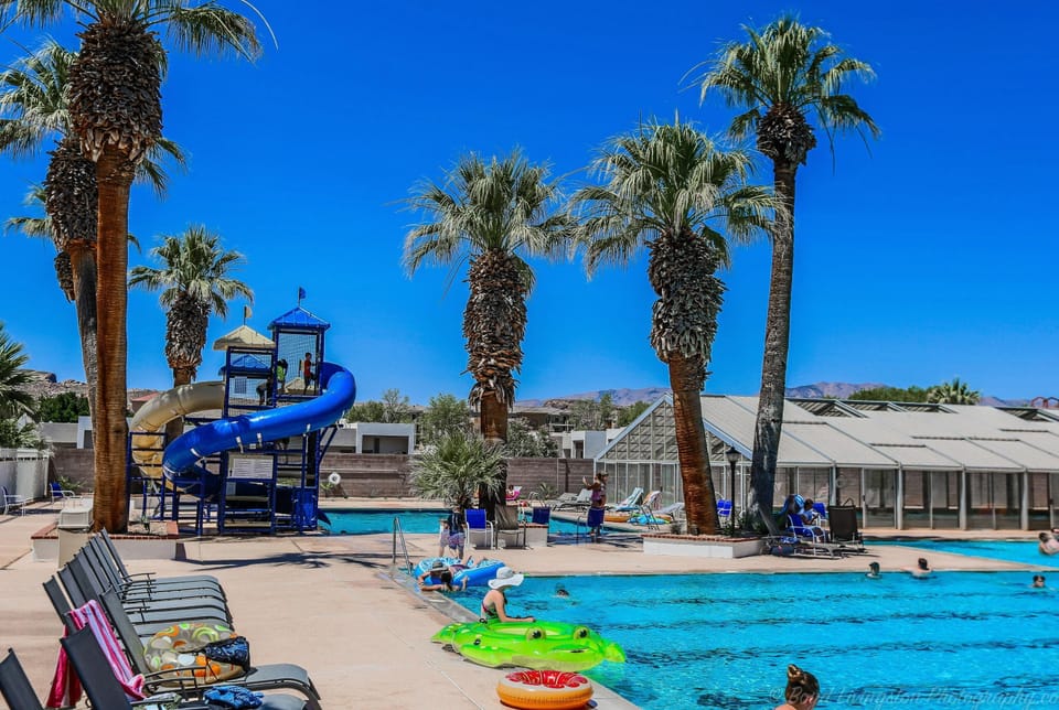 More pools at Las Palmas