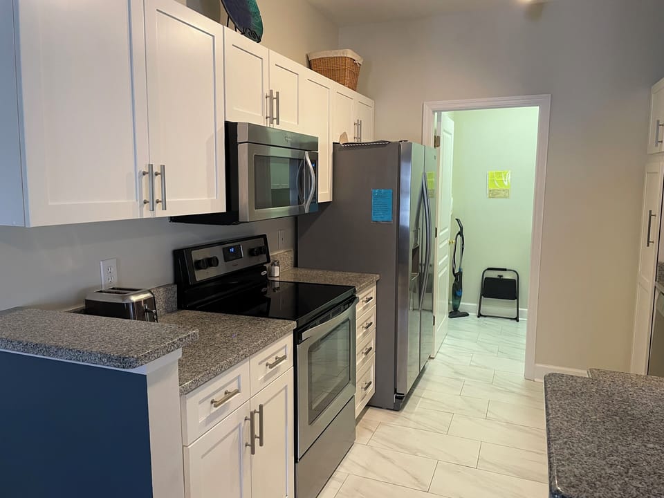 Kitchen - left side