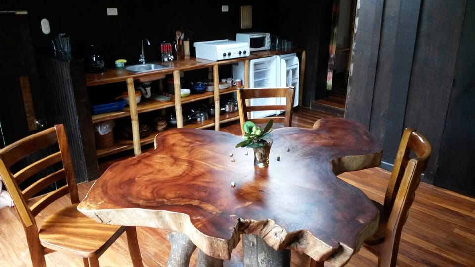 Dining area Studio Apartment T