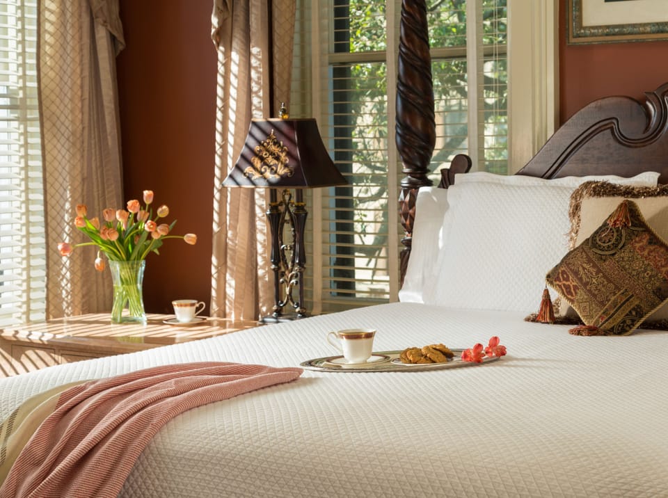 Luxury Double Room, 1 King Bed, Corner | 1 bedroom, Egyptian cotton sheets, premium bedding, pillowtop beds