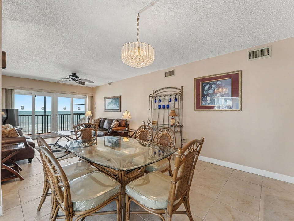 Dining/Living Area