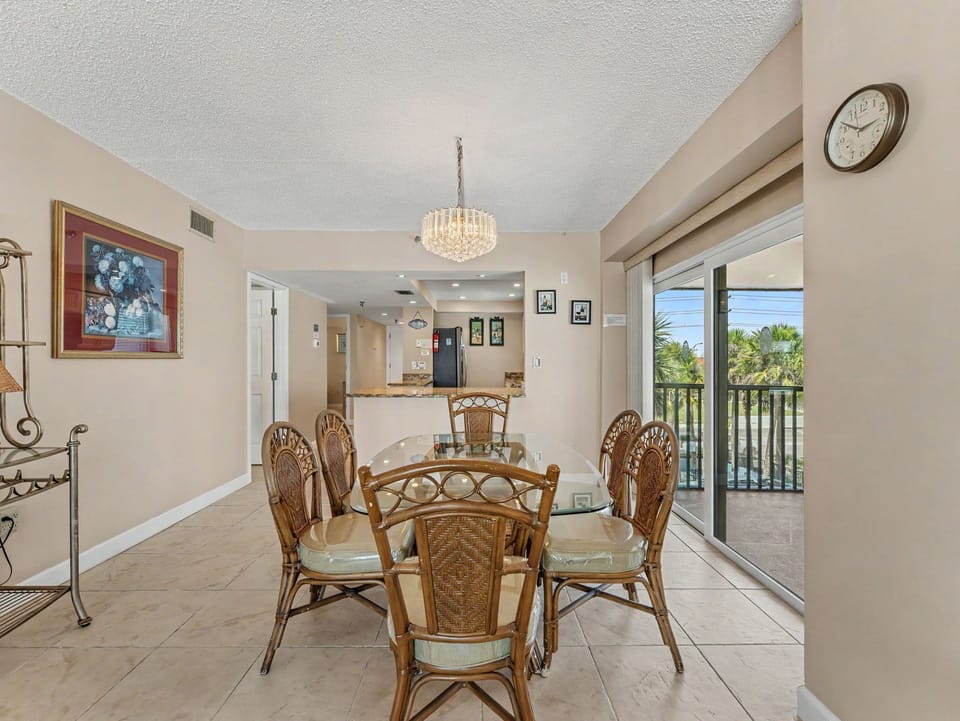 Balcony Access off of Dining Area