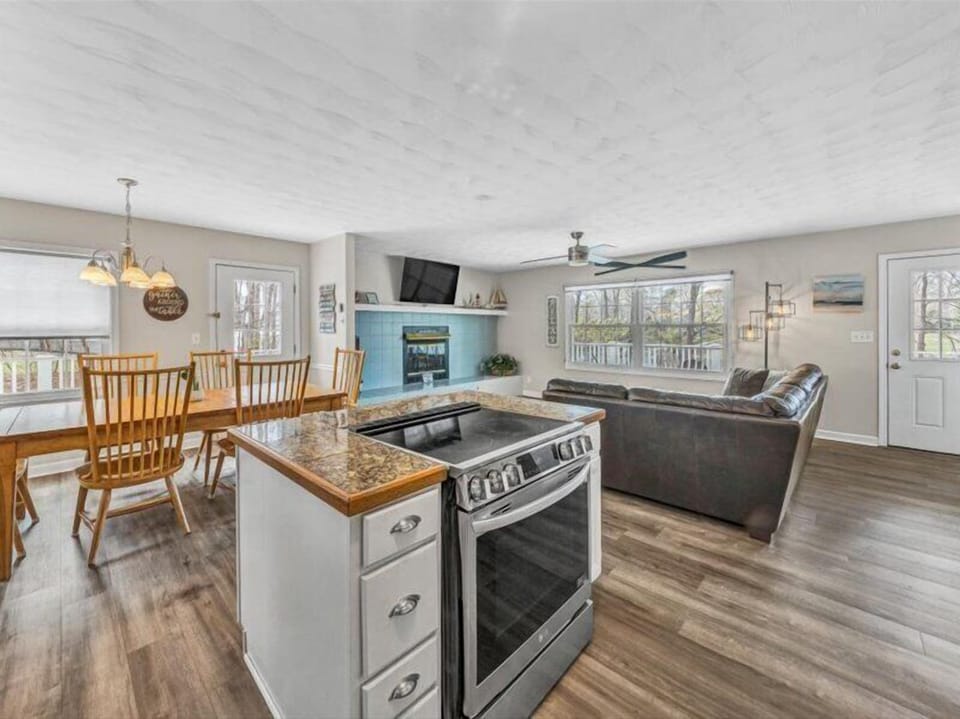 Kitchen - 2025