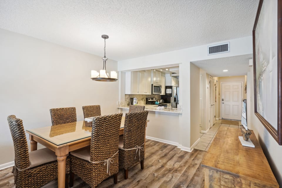Dining to kitchen view