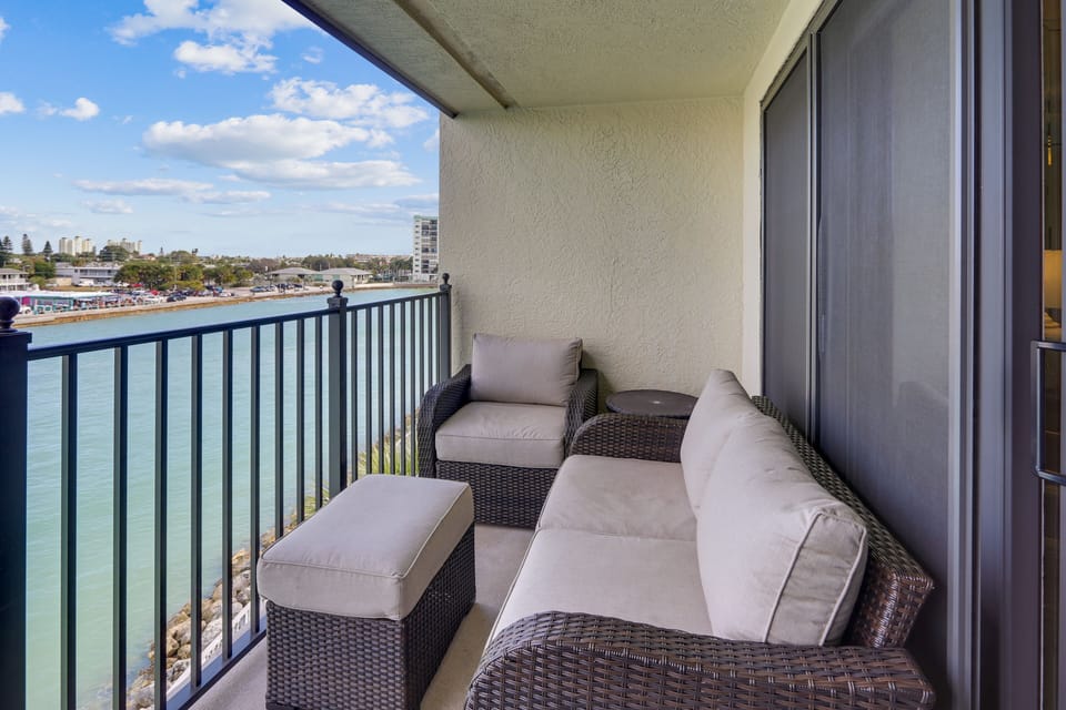 Land's End 4-405 Bay Front - Premier balcony