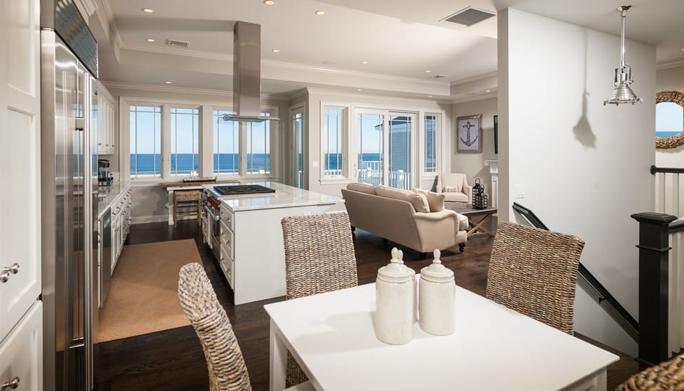 Kitchen & Dinning 