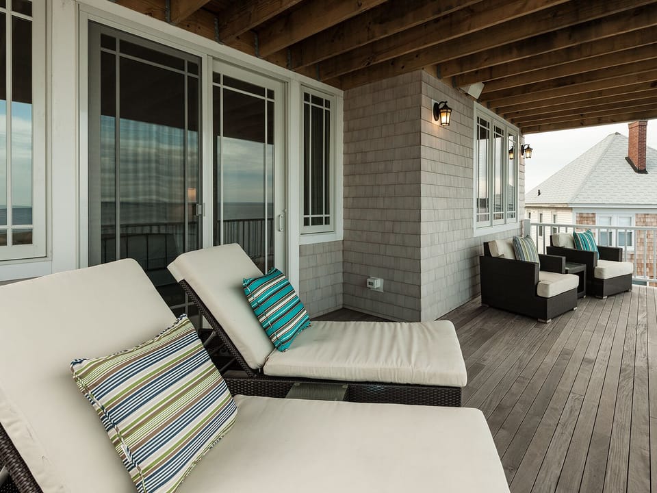Master Suite Deck