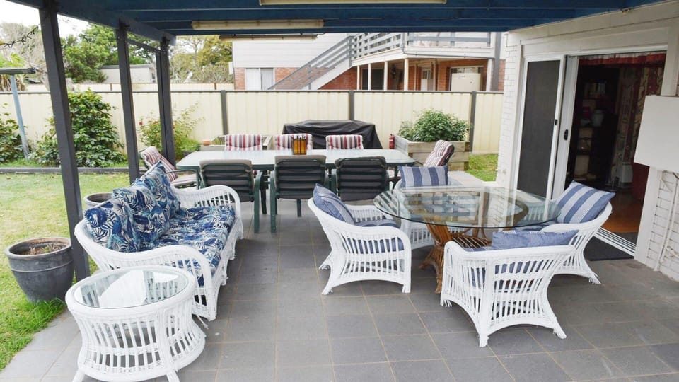 Sea Gem | Outdoor entertaining | 130m to Callala Beach