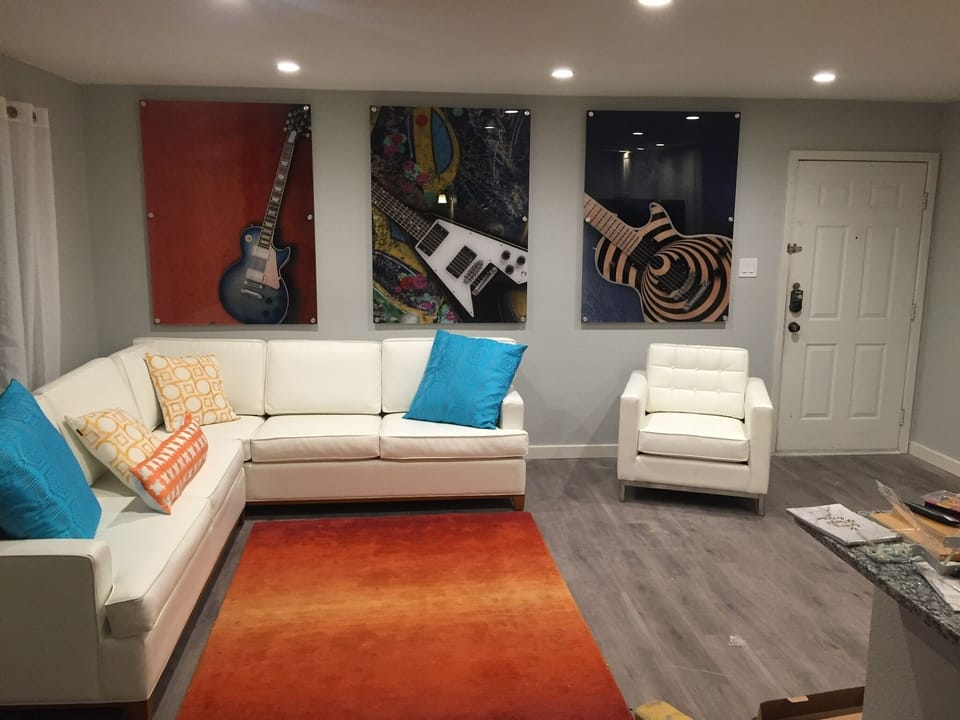 Living room & front door