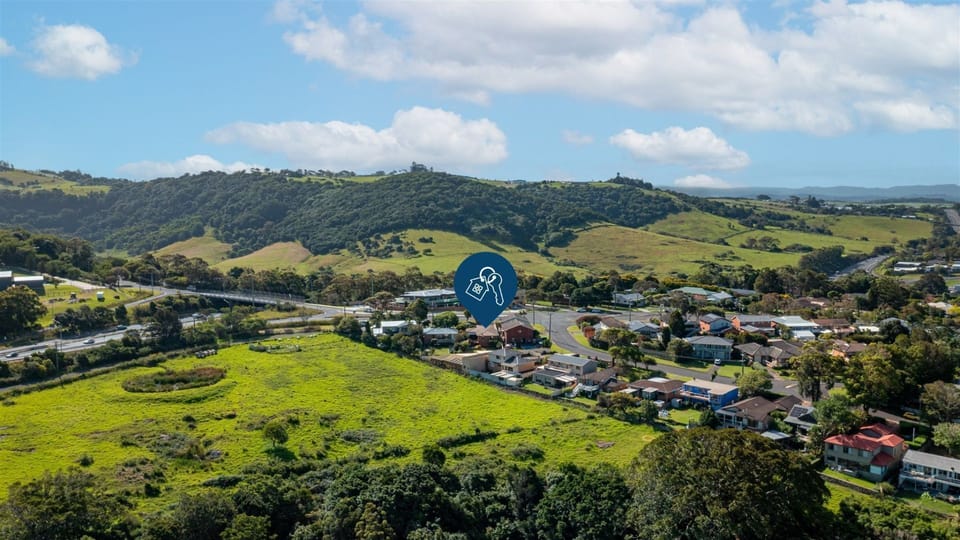 Heights Hideaway | Rural Views