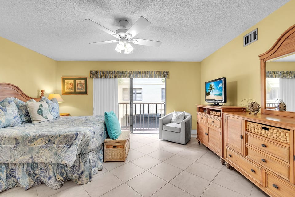 Primary Bedroom with King Bed