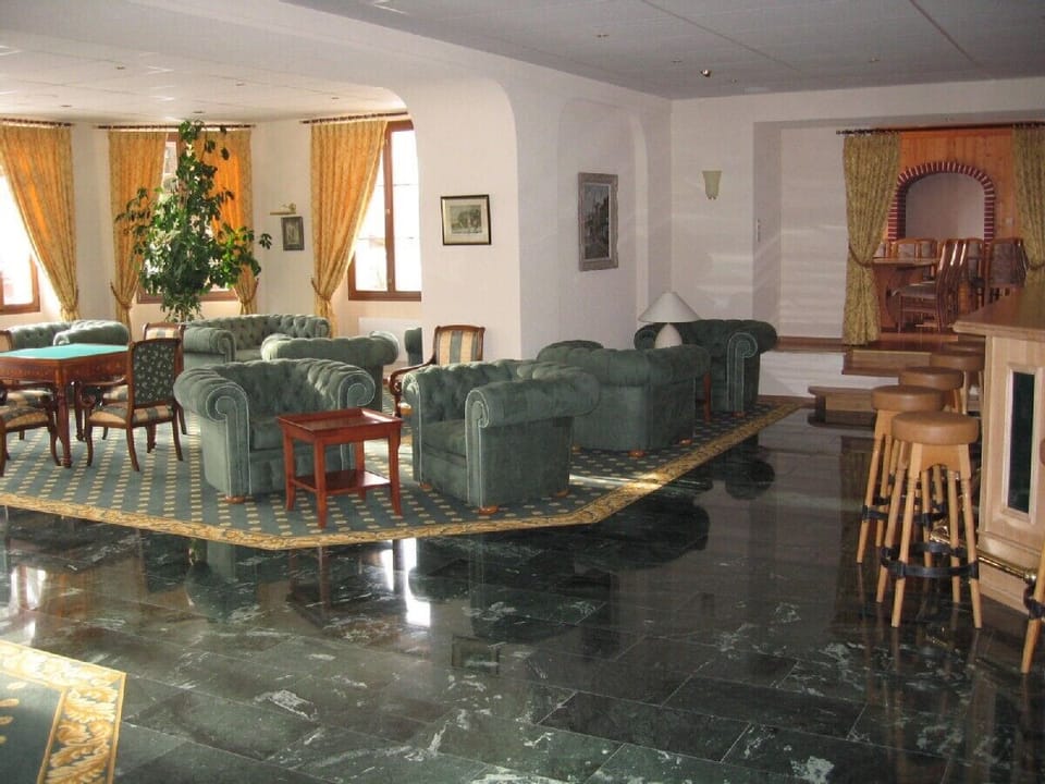 The clubroom, bar and library.