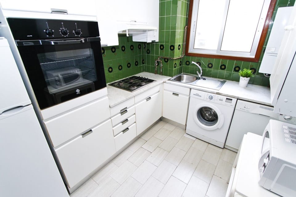 Independent kitchen