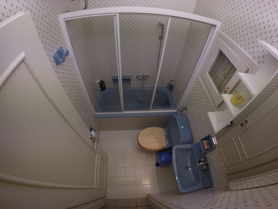 petit batiment Salle de bain
