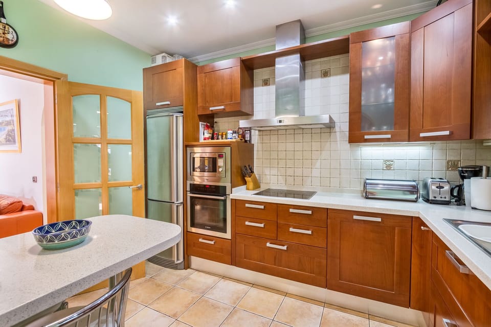 Kitchen and Breakfast Bar ; Fully equipped for all cooking