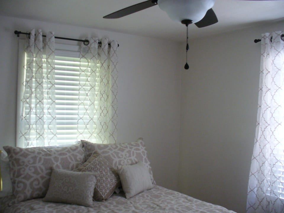 Bed room #2           
 Regular size bed 