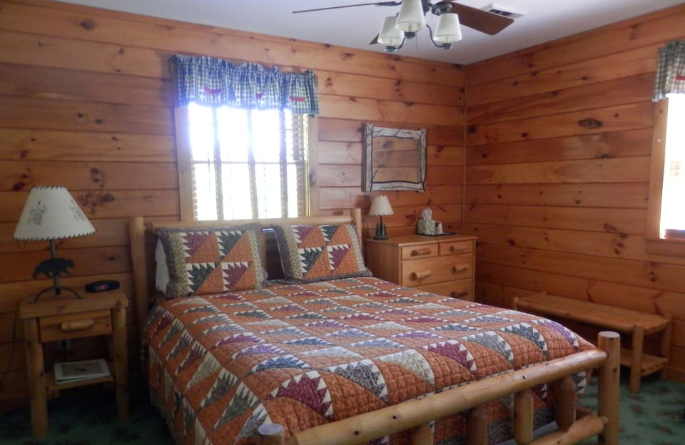 Queen room.