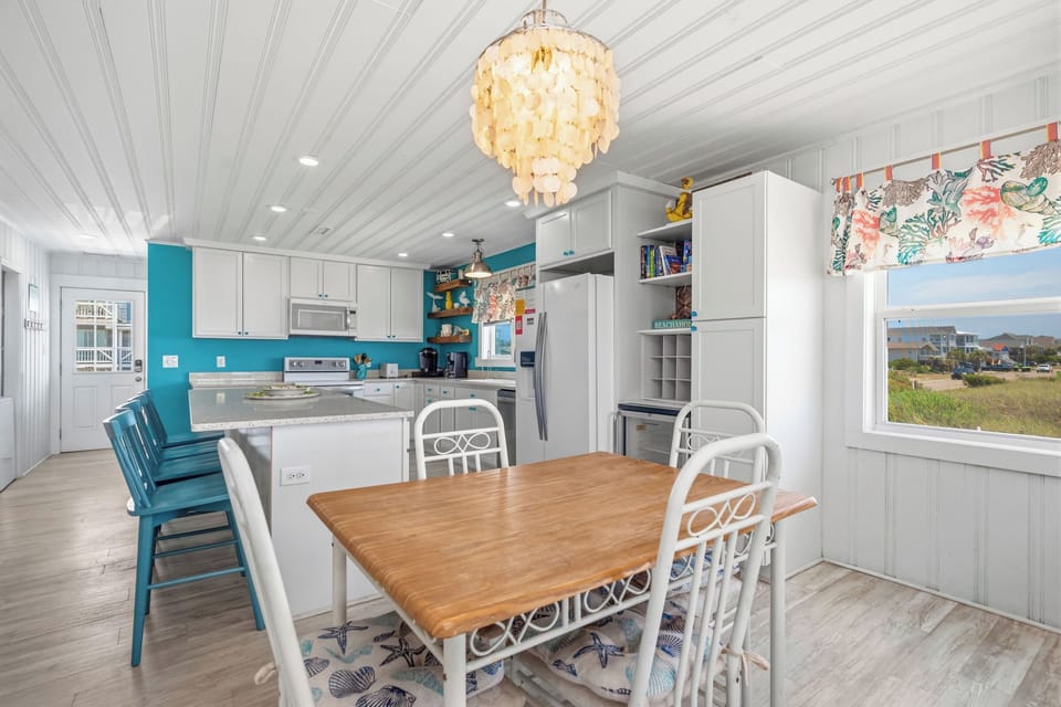 Dining Area - East