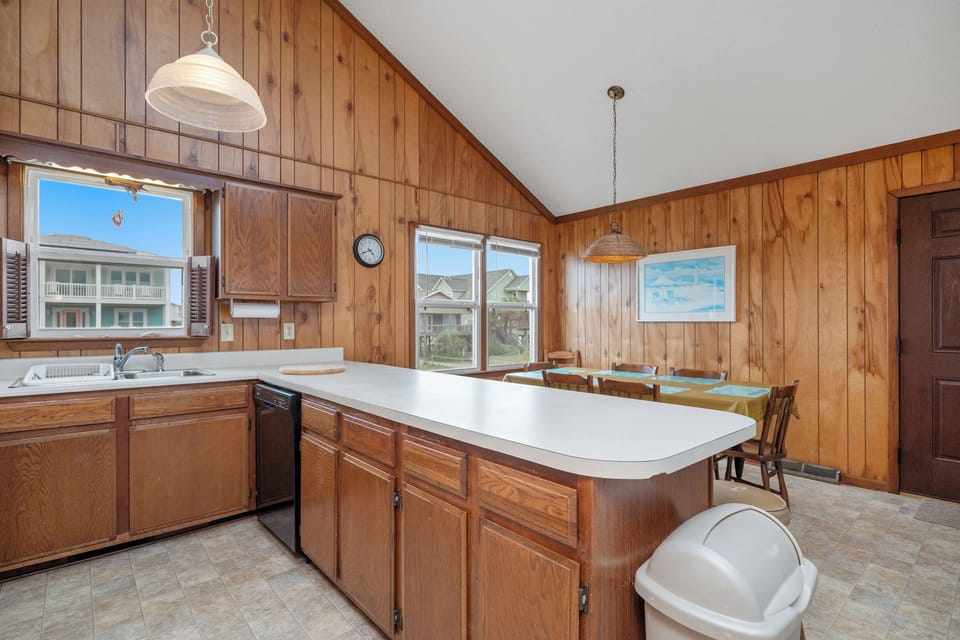 Kitchen - 1st Level Northeast