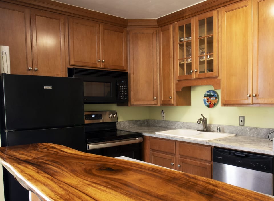 Kitchen with Koa bar top