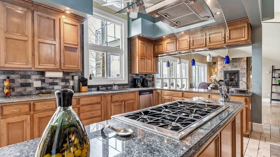 Fully stocked chef's kitchen